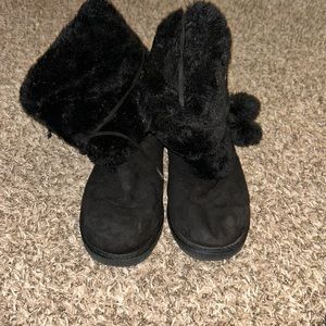 Fur winter boots